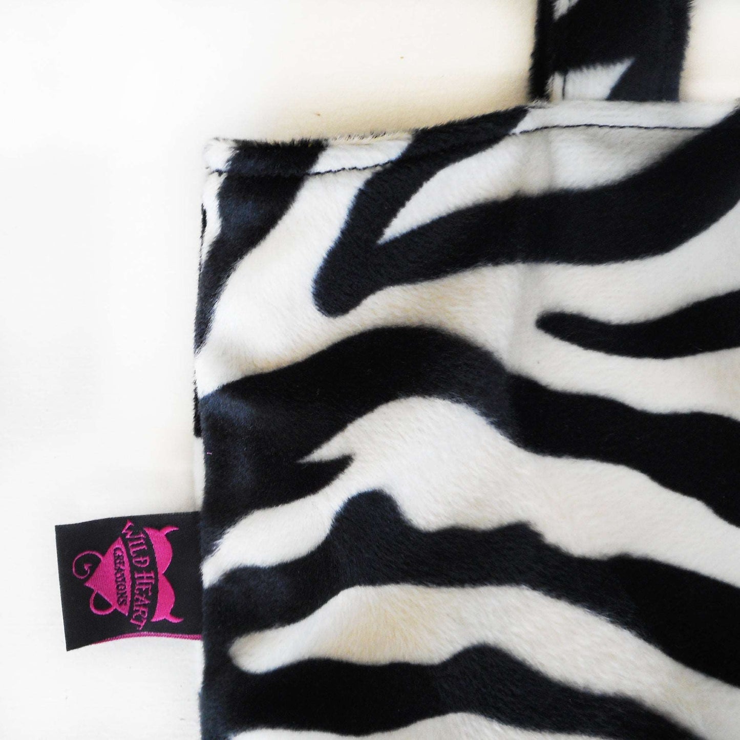 handgemachte tote Tasche aus Fellimitat Stoff mit Zebraprint